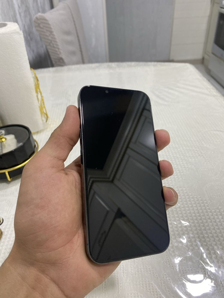 Iphone 13 pro green