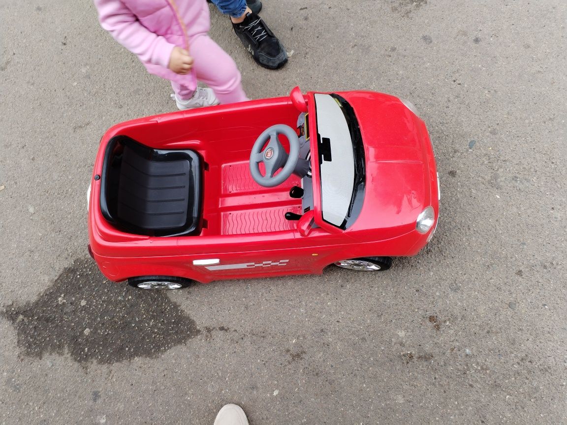 Vând mașină electrică copii