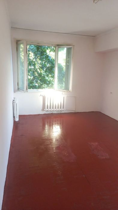 Юнусабад 3 квартал. Продается квартира 2/4/4