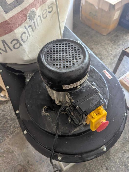 Прахоуловител HBM 8675, 550 W, 230 V, 1150 м³/ч