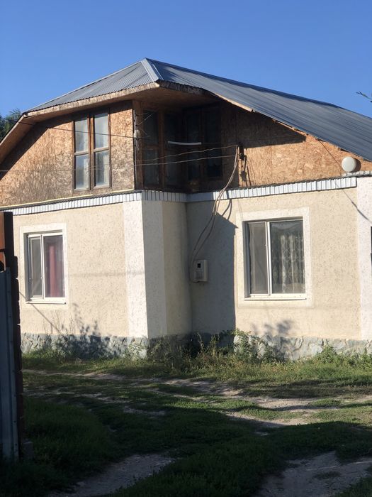 Продается дом в селе Енбек 12 соток
