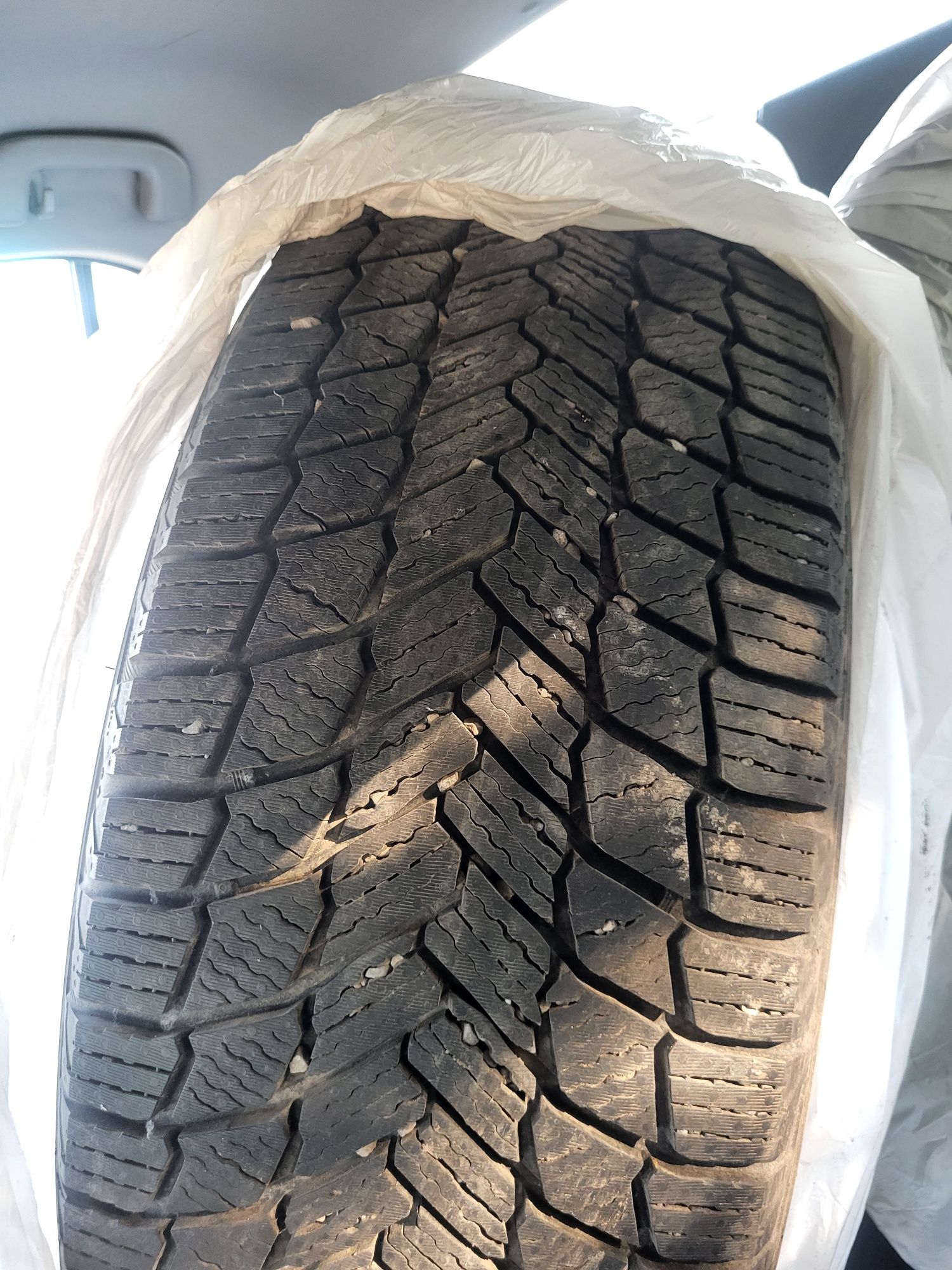 Зимние шины Michelin X-Ice Snow 235/55 R19 мишлен