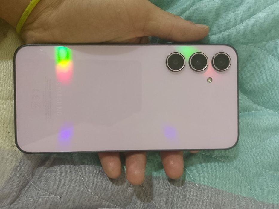 Samsung a 35 sotiladi