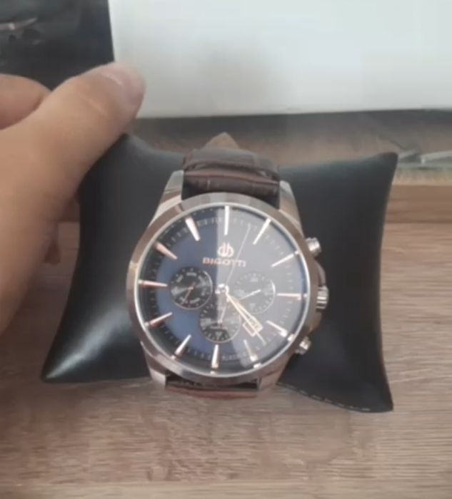 Часы  от   BIGOTTI