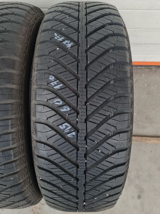 Всвсезонни гуми 2 броя GOODYEAR Vector4Seasons 215 60 R17 дот 4717