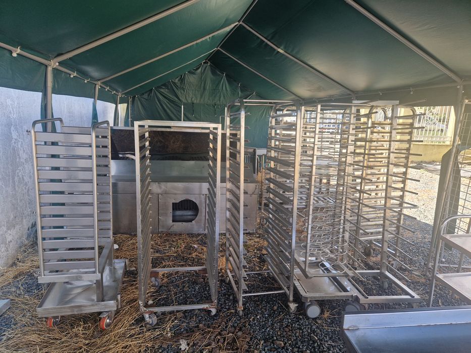 Dulap inox, rastel inox tavi, carucior tavi, alte aparate gatit