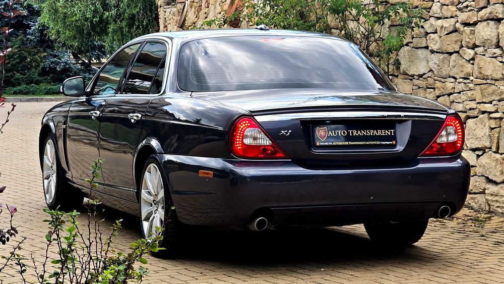 Jaguar XJ Garantam kilometrajul real/Stare de colectie/Unic proprietar in Ro