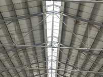 Hala grajd animale 60x100 metri structura metalica pe suruburi