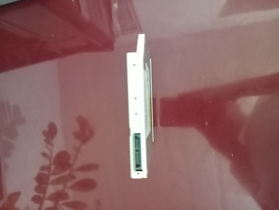 внутренний оптический привод для ноутбука модели DS-BA9SH27C. CD и DVD