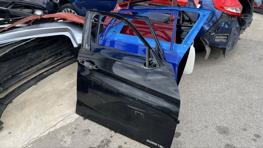 BMW X1 E84 предна дясна врата