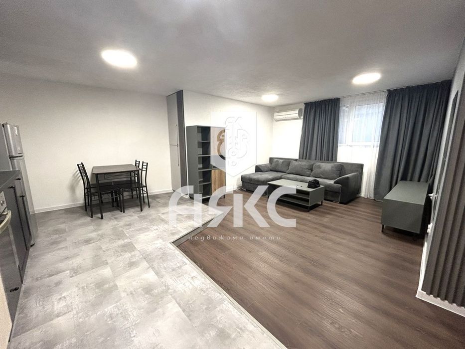 Двустаен апартамент в кв. Бояна