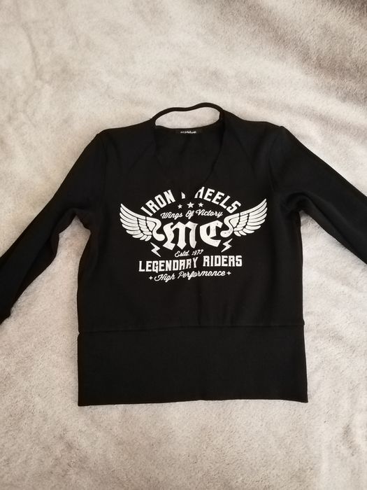 Блуза на марката negative! Много добро състояние!