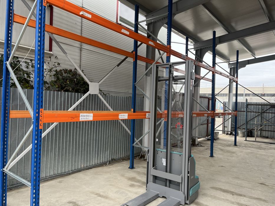 Rafturi metalice premium