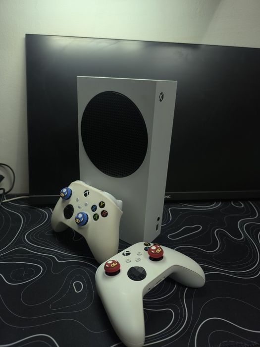 Продам Xbox series s