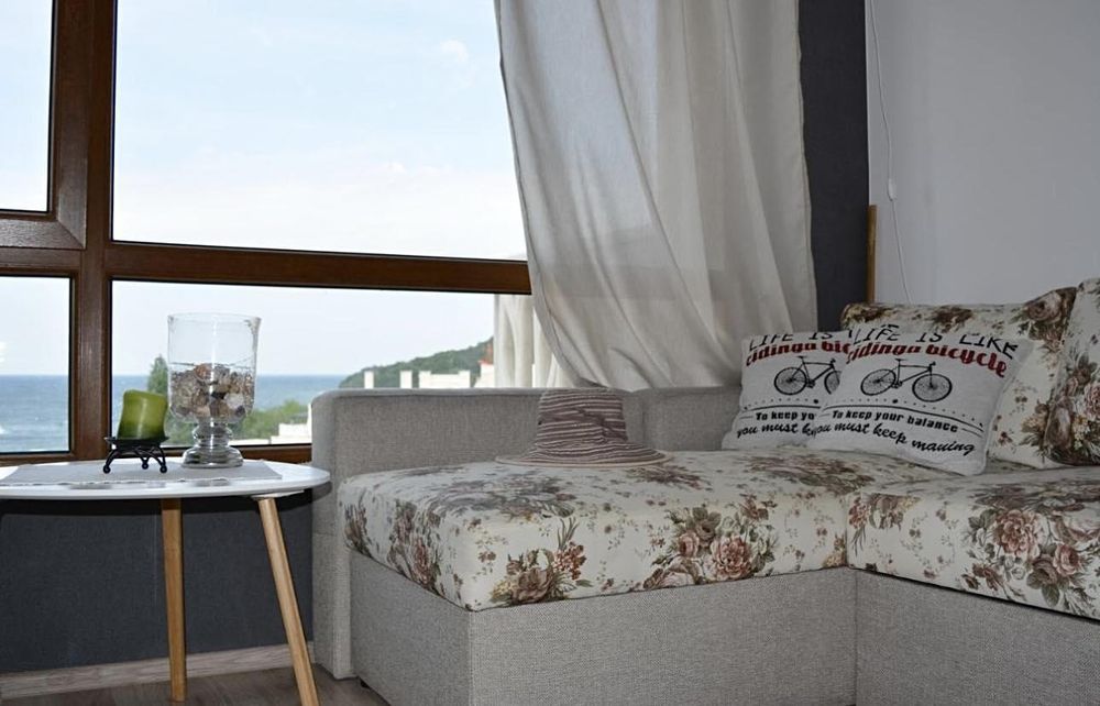 Дава се под наем Двустаен апартамент в Варна, Аспарухово - 70 кв.м за 800 € - Снимка #5