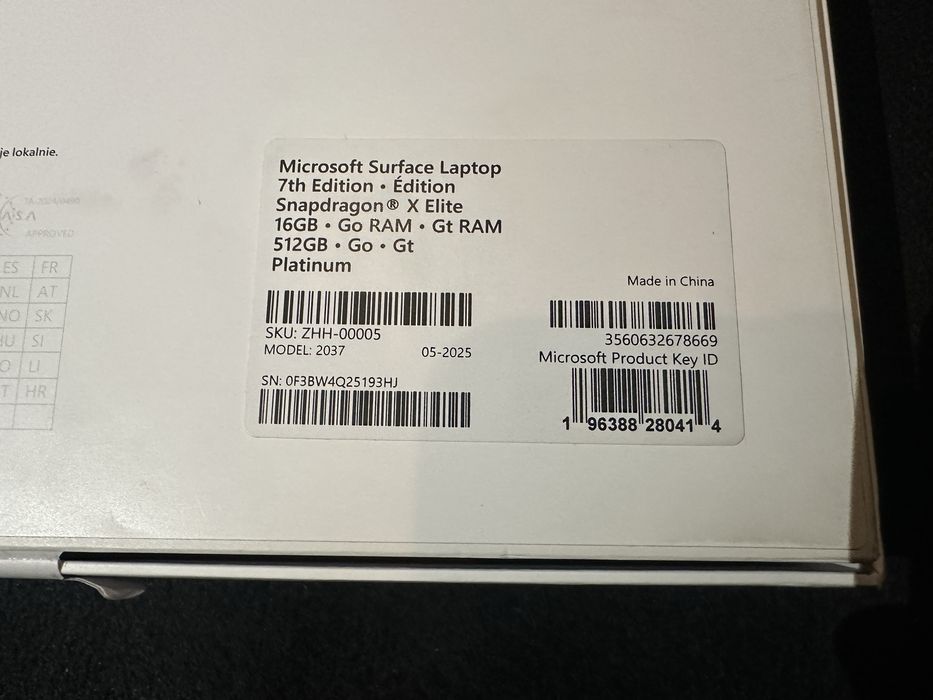 Nou! Sigiliat! Microsoft Surface 7th 15” 512gb