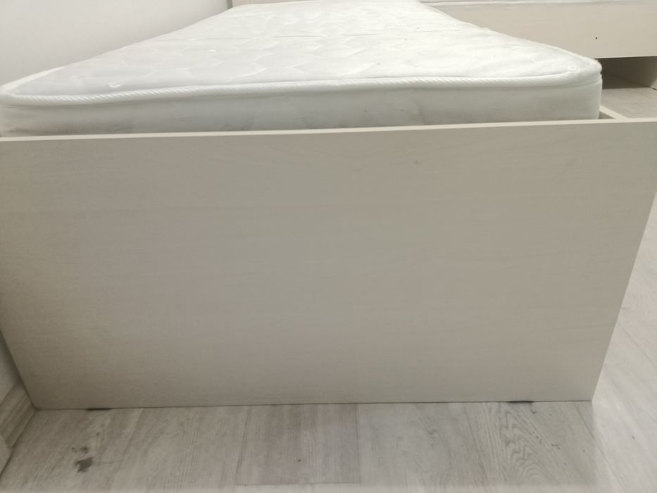 Кровать односпальная