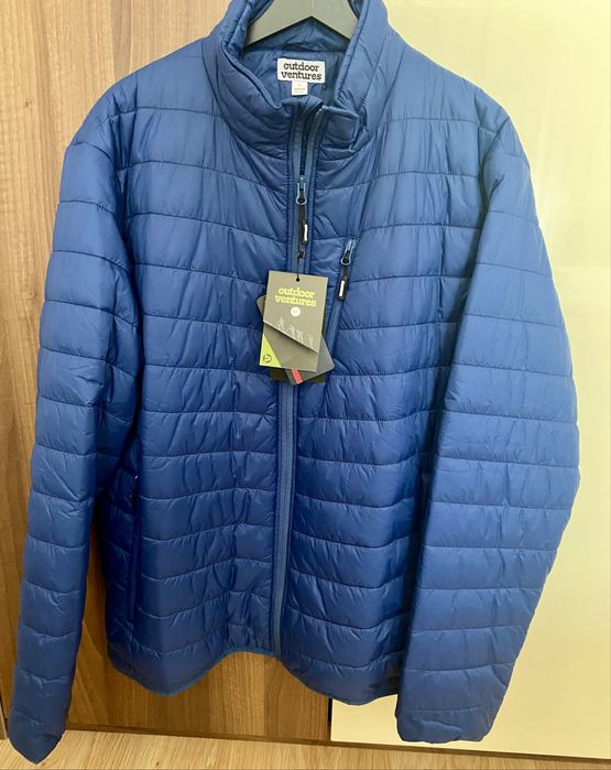 Vand geaca noua / barbati