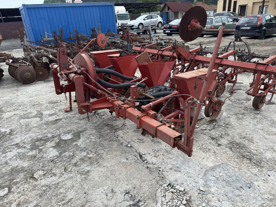 Semanatoare porumb pneumatica 4 randuri