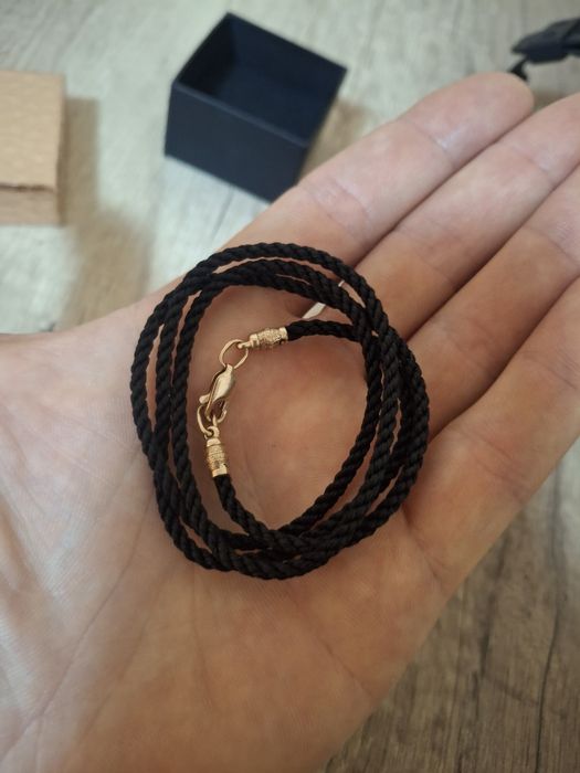 Золотой шнурок на шею