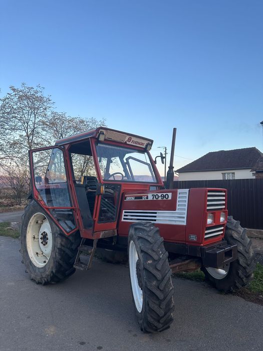 Tractor fiat 70-90 DT