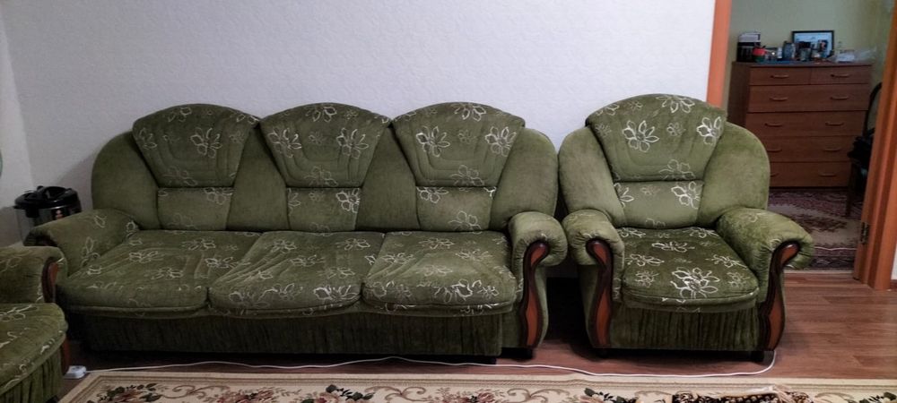 Продам мягкий уголок