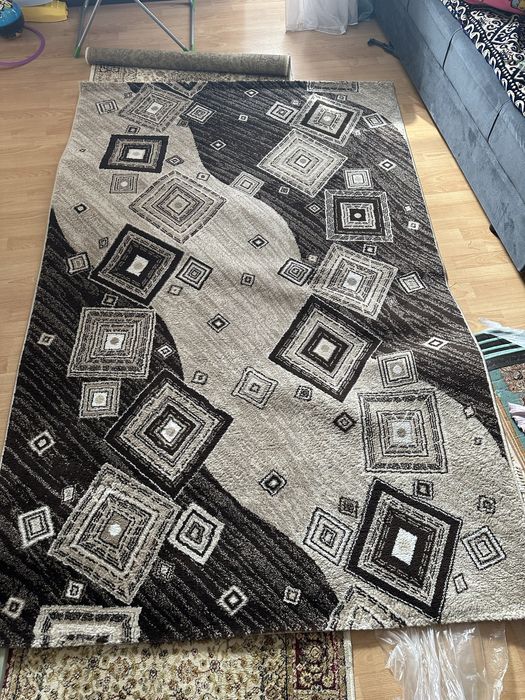 Продам ковер после химчистки, запечатанный