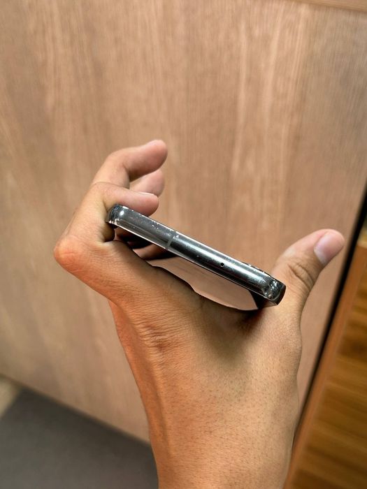 Samsung galaxy s23 5G 8/256gb holati 9/10