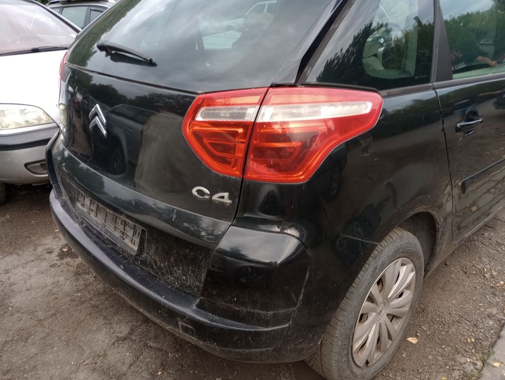 Citroen C4 picasso 2.0HDI 135к.с. на части