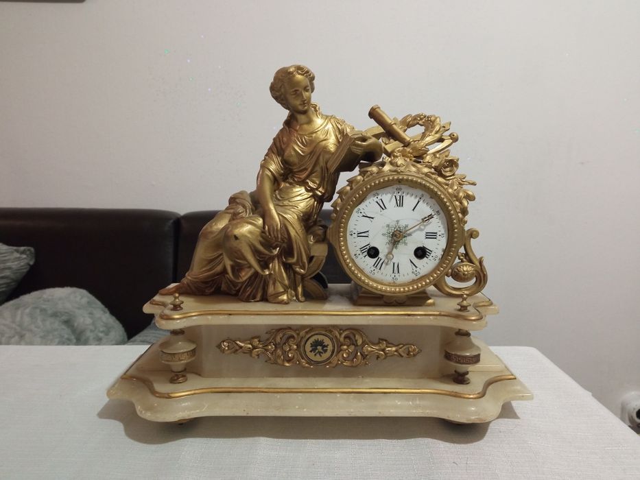 Стар Часовник Франция