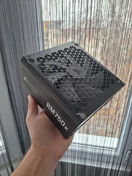 Sursa Corsair RMx Series 2021 RM750x, 80+ Gold