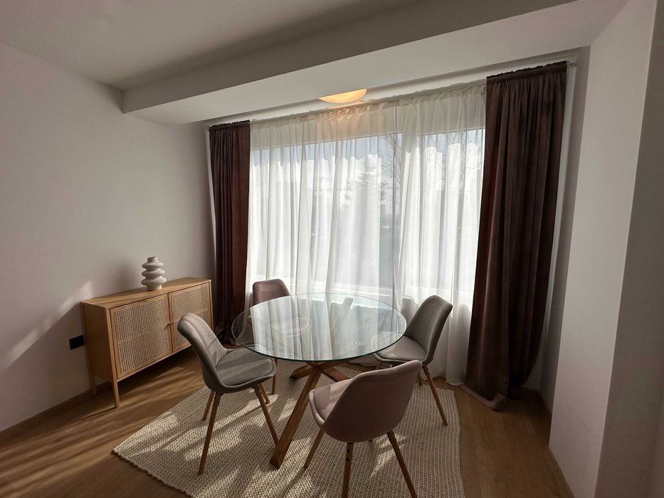 Продава се Тристаен апартамент в София, Център - 78 кв.м за 3065 €/кв.м - Снимка #2