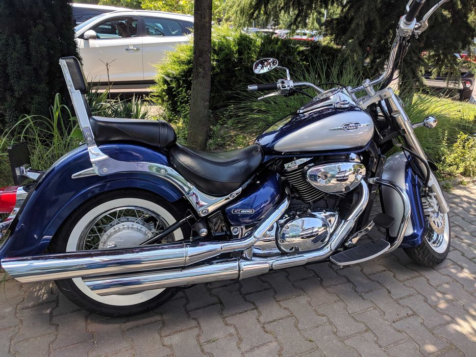 Suzuki C800/VL800