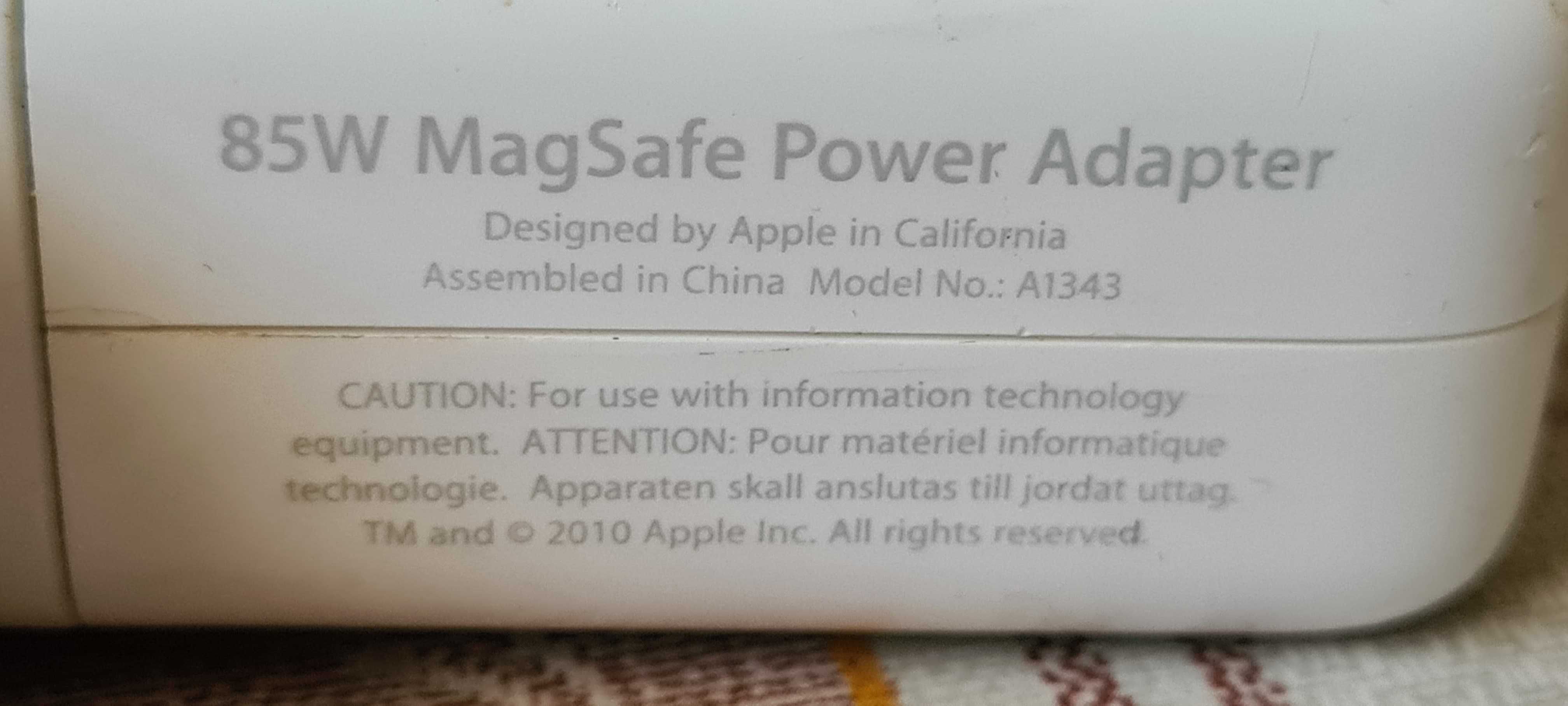 Incarcator original pentru laptop Apple de 85W,stare buna