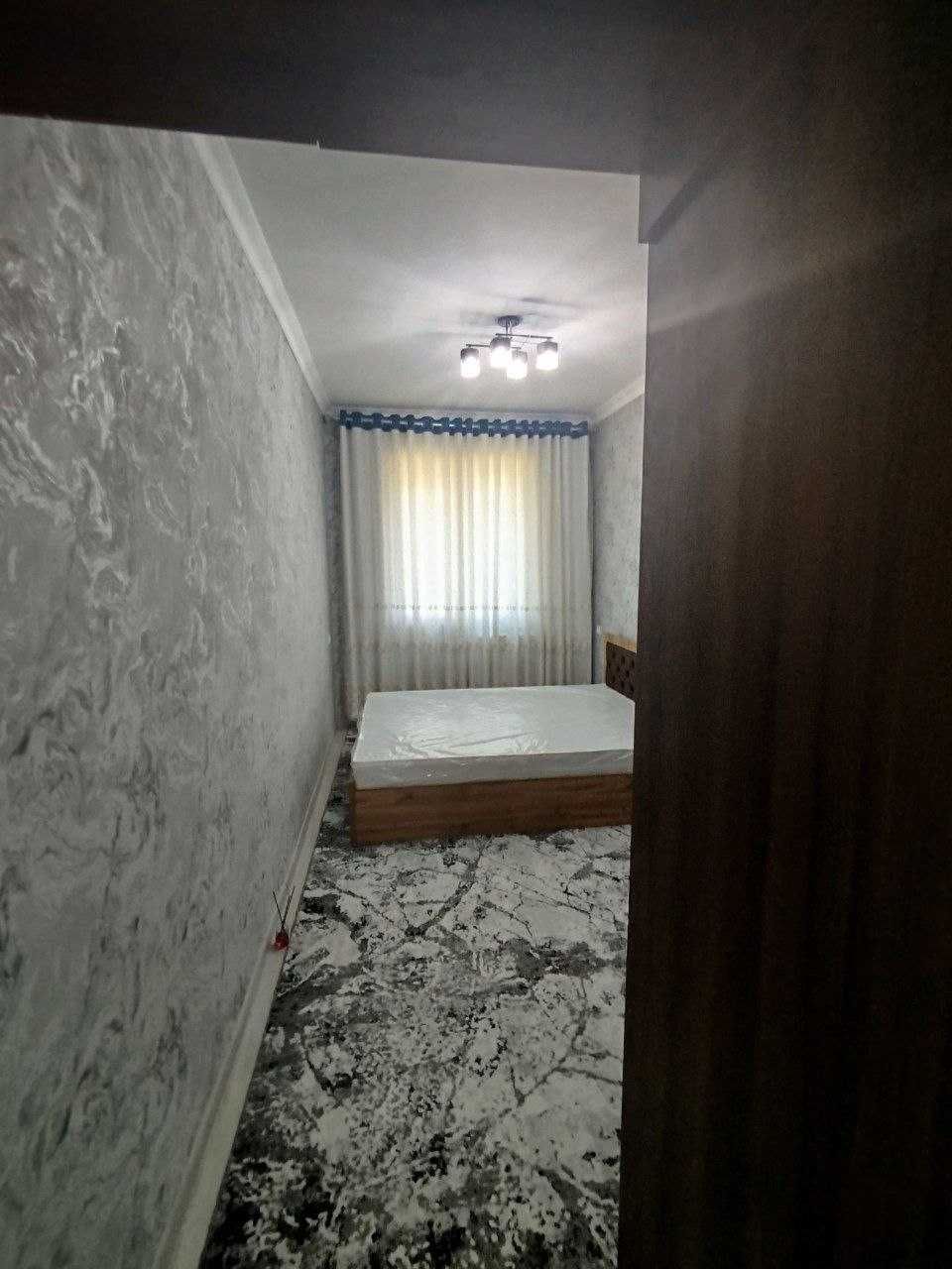 Чиланзар - 9 КВ Орр РОВД
Комнат 2³/2/4
Площадь м²54 балкони 1.5/6