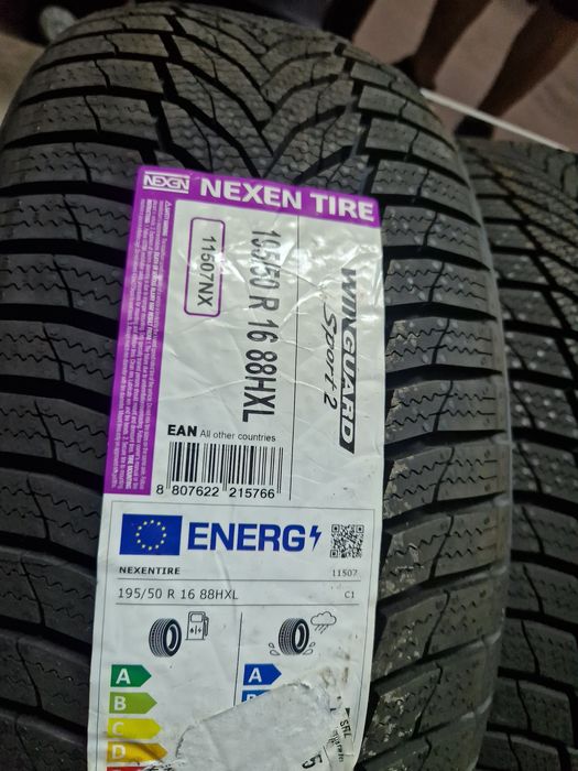 Vand cauciucuri de iarna marca nexen