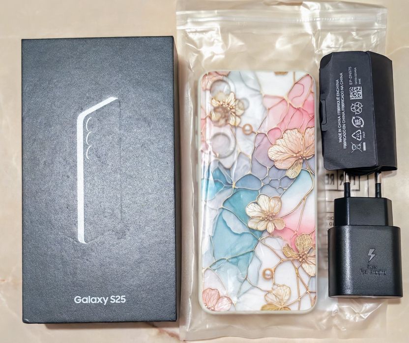 SAMSUNG S25 5G Navy Duos 12/128 GB impecabil + cadou !