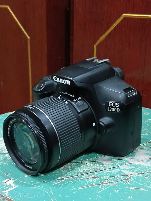 Canon d1300 EOS с гарантией