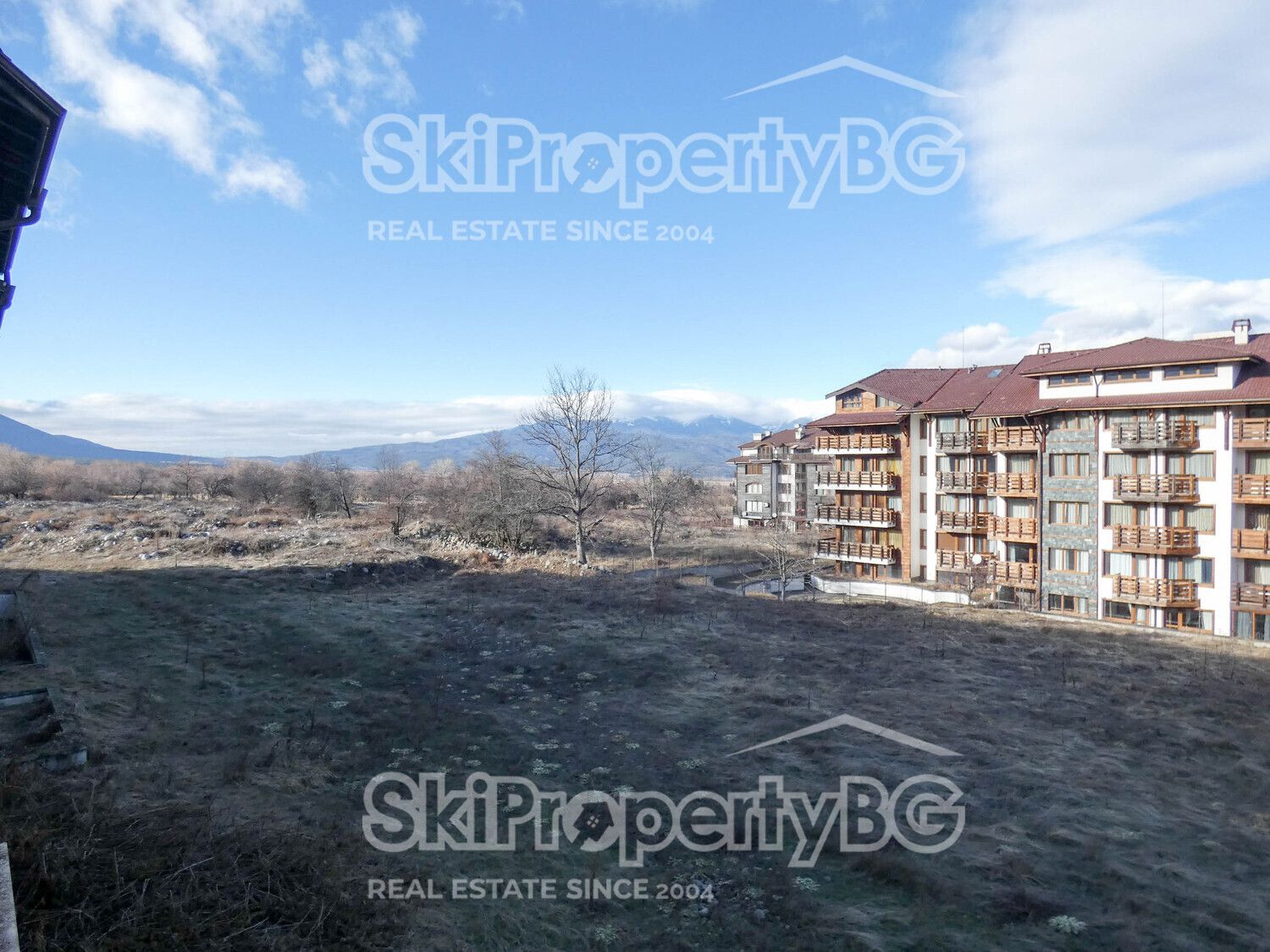 Уютен двустаен апартамент само на 300 м от ски лифта в Банско!