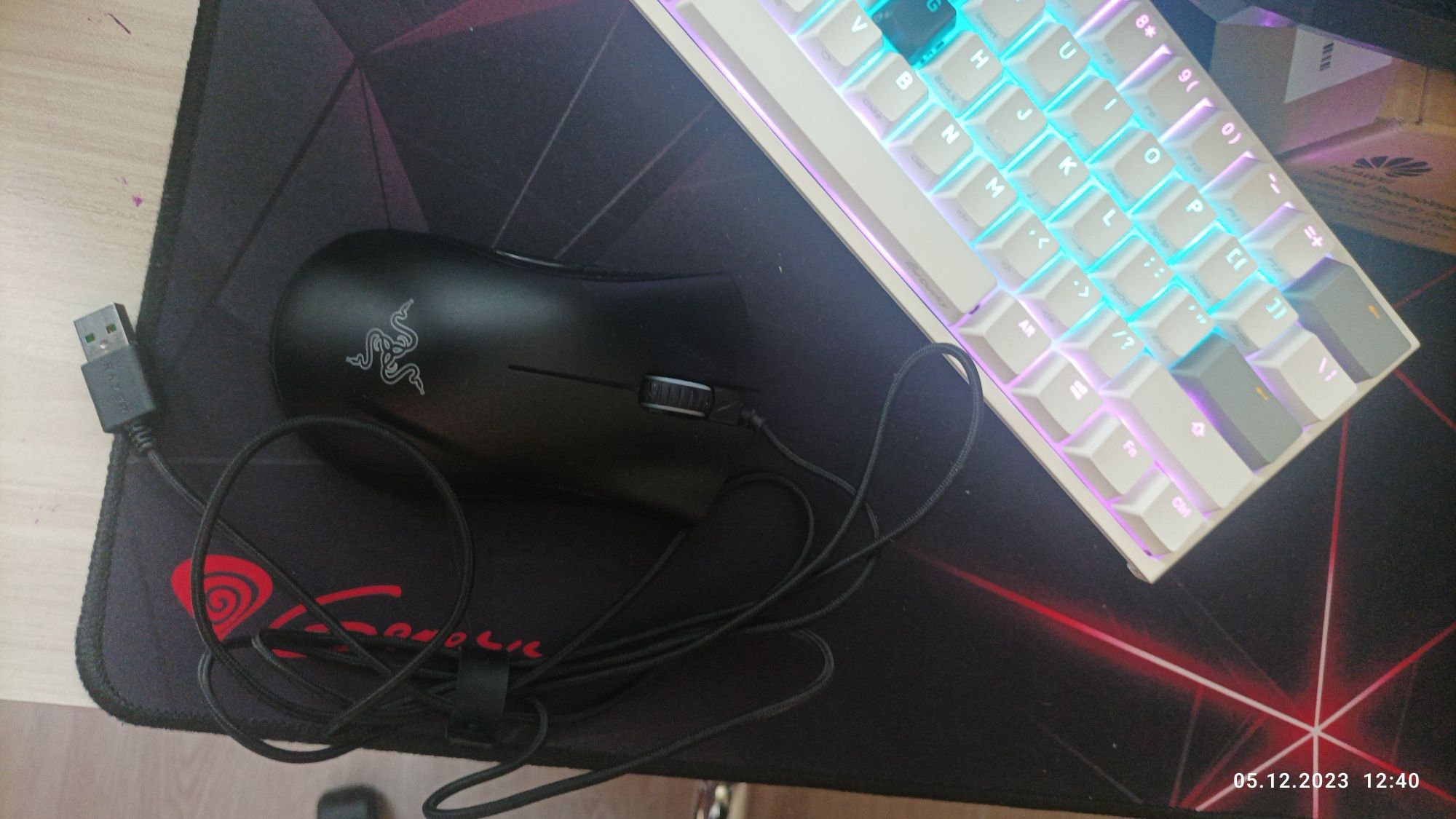 Mouse and mousepad Razer