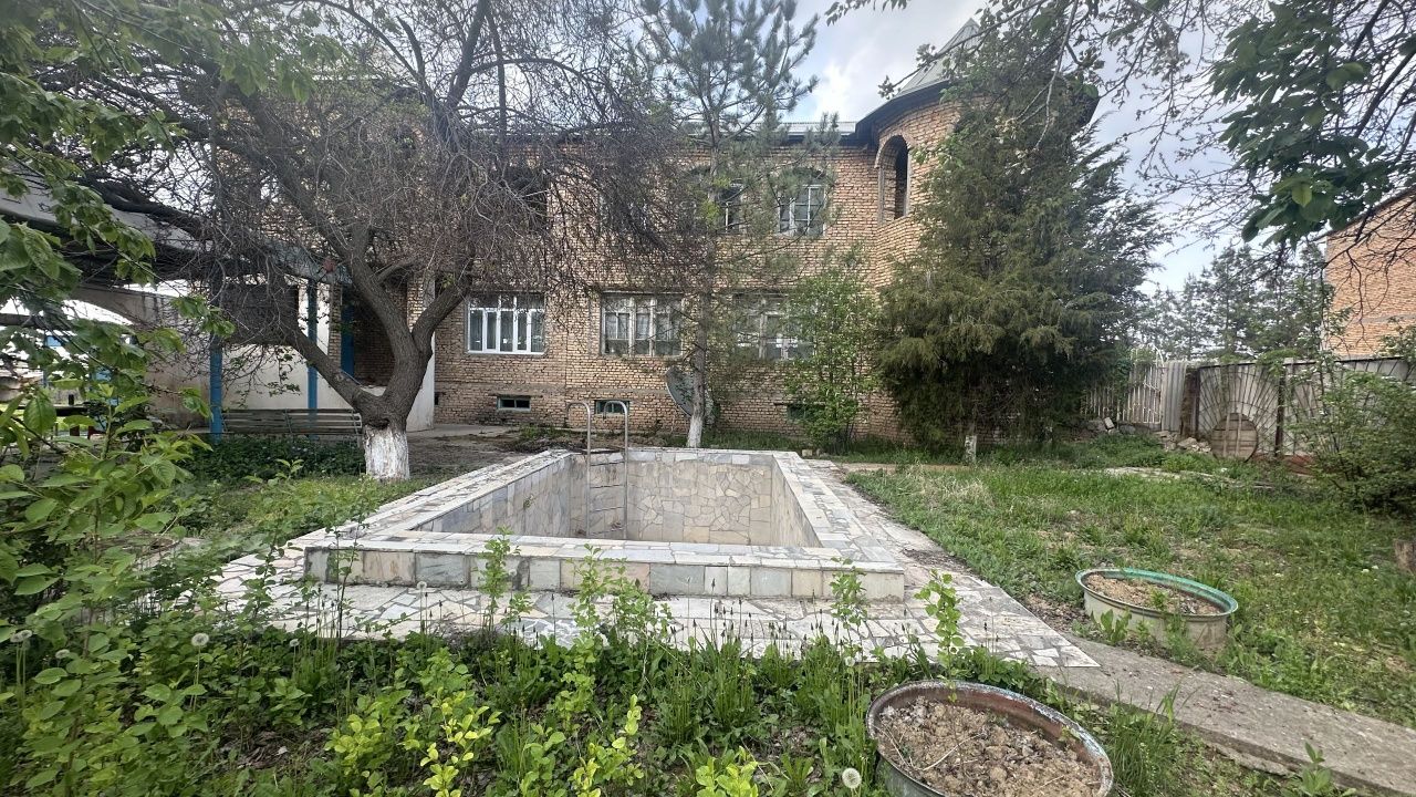 Кибрай Набережная дом участок 6 соток+.3 этажный дом