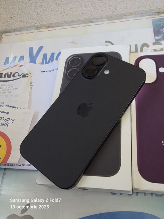 Apple iPhone 16 -128 GB Black / Garantie extra 3 ani