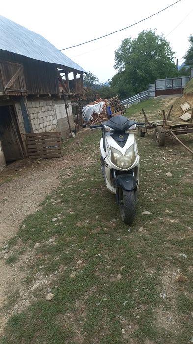 Scuter sym jet 4r 50cc 2t defect
