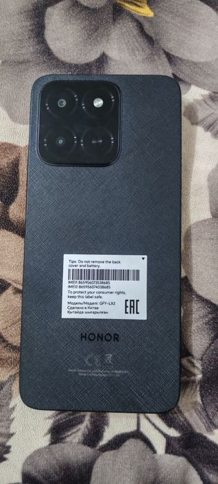 Honor. Телефон новый