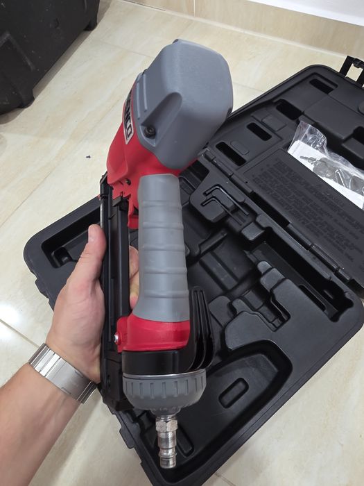 Pistol cuie SENCO pneumatic SLS 18MG