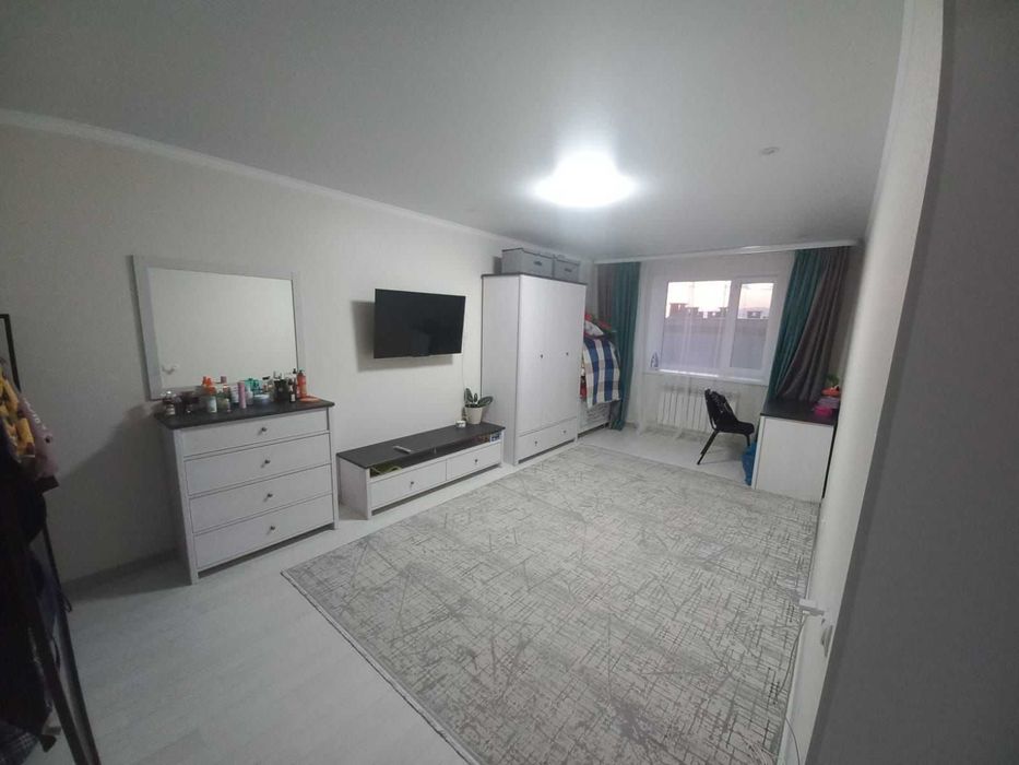 Продам 1комн кв Батыс 2 с ремонтом