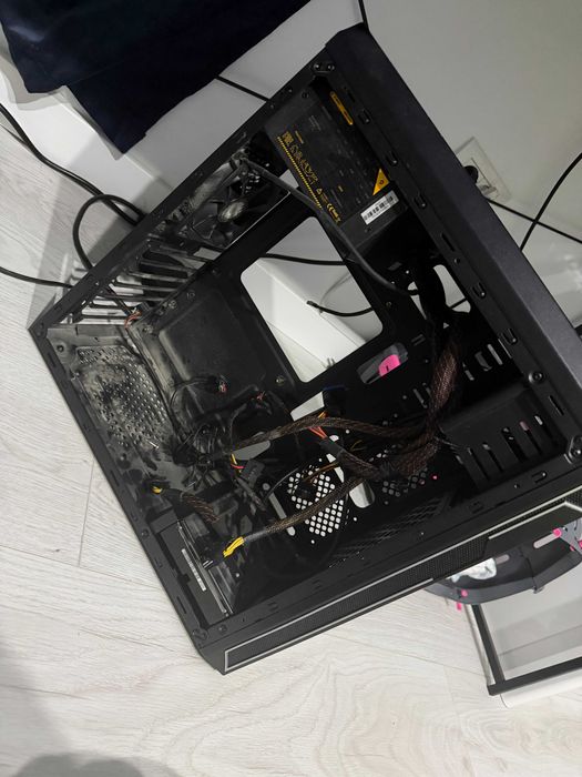 GTX 1660 SUPER + carcasa + sursa + ram ddr4