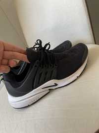 Nike Presto negri