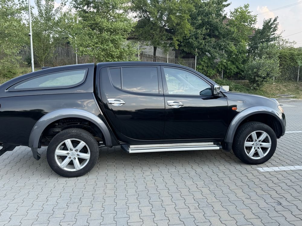 Mitsubishi l200  proprietar