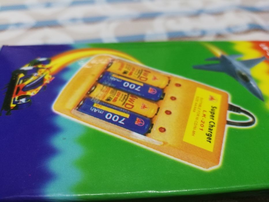 Super încărcător LK 201